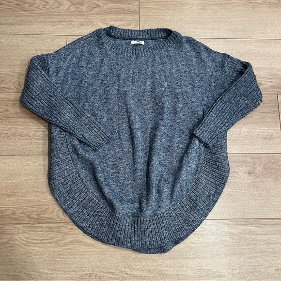 Sundance Valeria Blue Heathered Side Slit Slouchy Dolman Sweater Size M - Picture 2 of 6